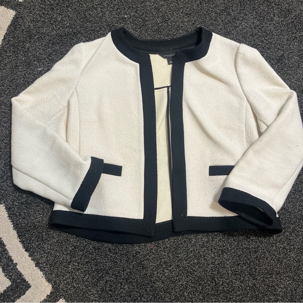 Ann Taylor Cream and Black Cropped Tweed Jacket